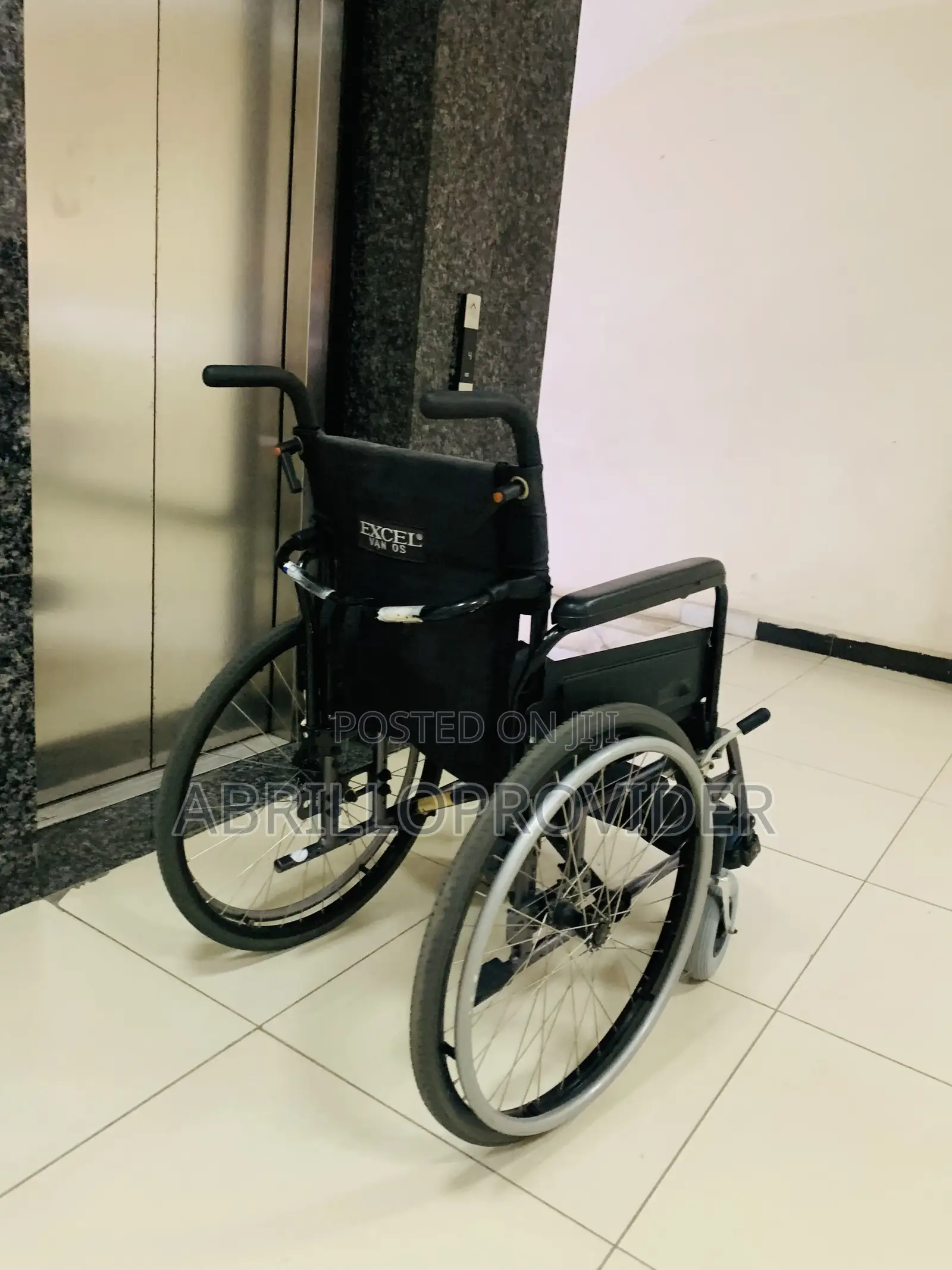Comfortable Second Wheelchair/Wheelchair/Wheelchair/Folding