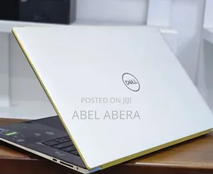 New Laptop Dell XPS 15 32GB Intel Core I9 SSD 2T