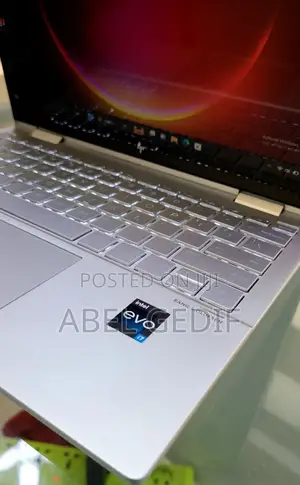 New Laptop HP Envy X360 8GB Intel Core I7 SSD 512GB