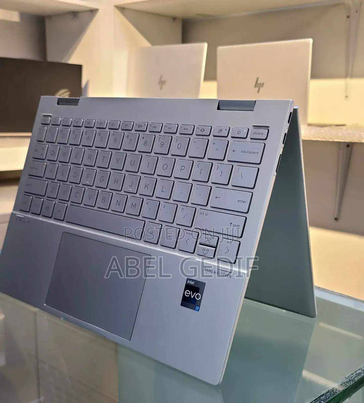 New Laptop HP Envy X360 8GB Intel Core I7 SSD 512GB