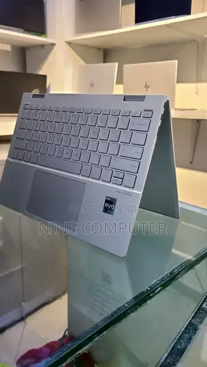 New Laptop HP Envy X360 8GB Intel Core I7 SSD 1T