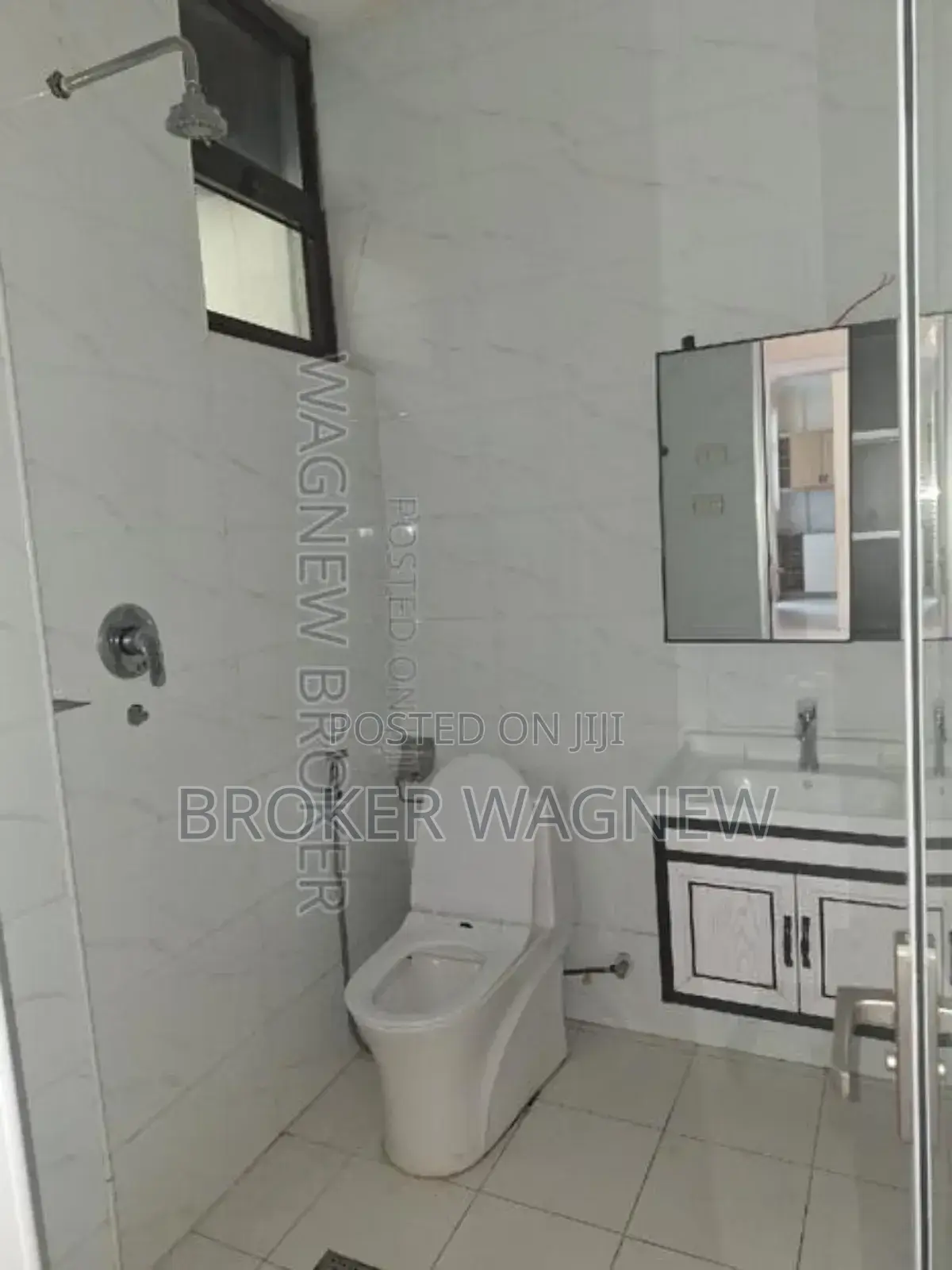 3bdrm Apartment in Yeka for rent