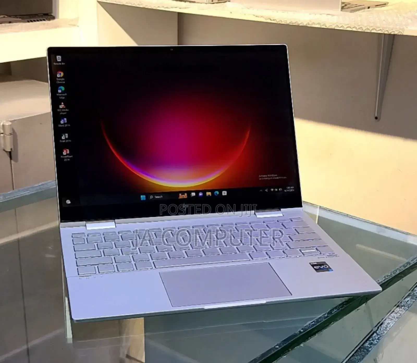 New Laptop HP Envy X360 8GB Intel Core I7 SSD 1T