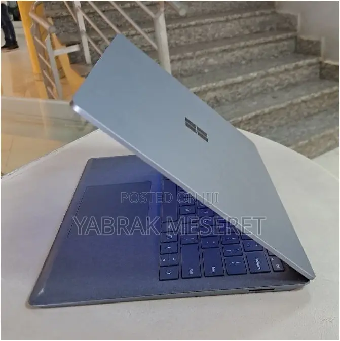 New Laptop Microsoft Surface Laptop 4 8GB Intel Core I5 SSD 512GB