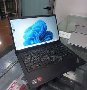 New Laptop Lenovo Ideapad 3 16GB AMD Ryzen 7 SSD 512GB