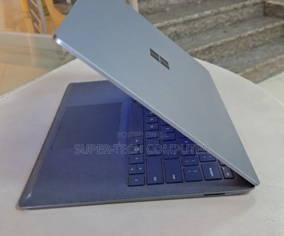 New Laptop Microsoft Surface Laptop 4 8GB Intel Core I5 SSD 512GB