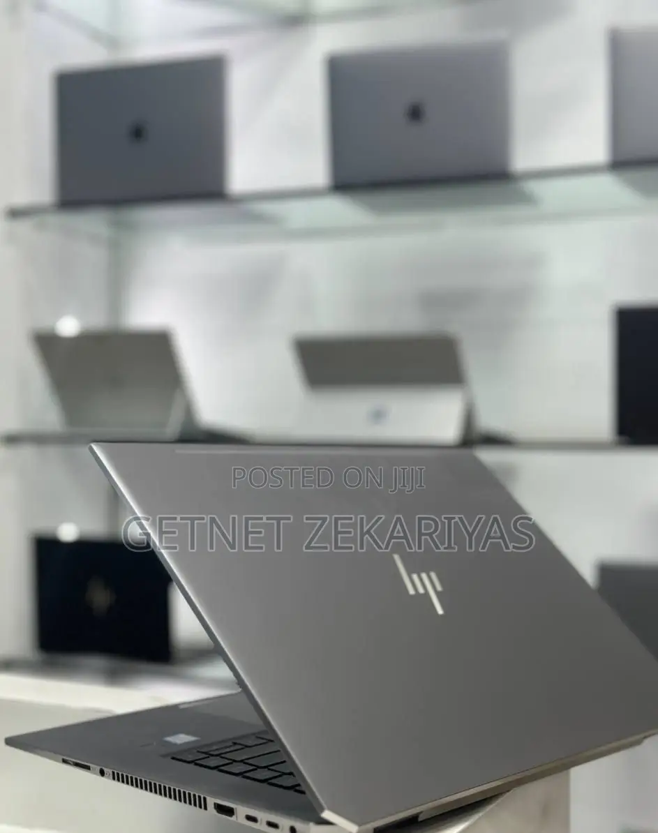 New Laptop HP ZBook Studio 16GB Intel Core I7 SSD 512GB