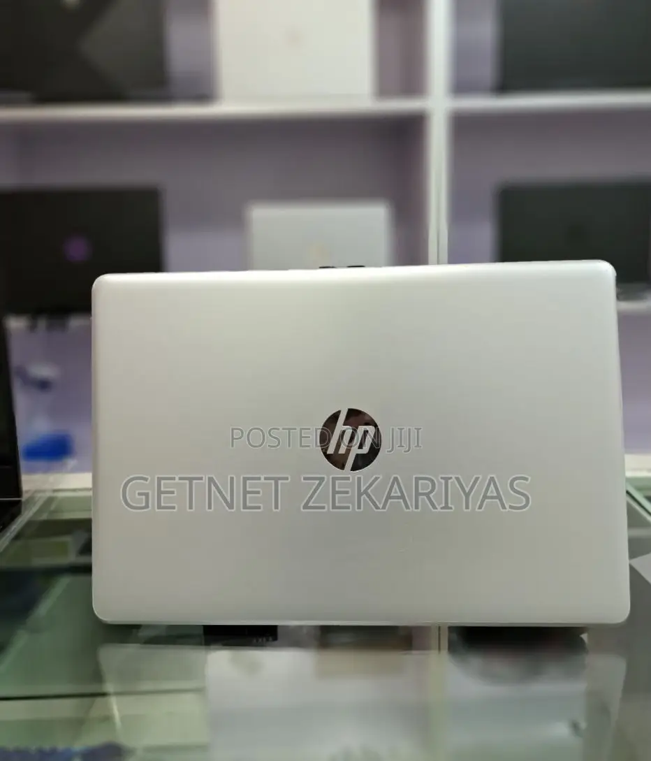 New Laptop HP Stream Notebook 8GB Intel Core I7 HDD 1T