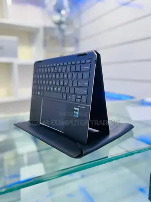 New Laptop HP Spectre X360 16GB Intel Core I7 SSD 1T