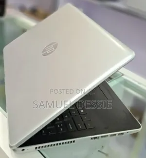 New Laptop HP Stream Notebook 8GB Intel Core I7 HDD 1T