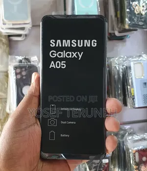 Photo - New Samsung Galaxy A05 64 GB Black
