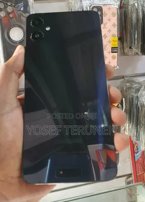 New Samsung Galaxy A05 64 GB Black