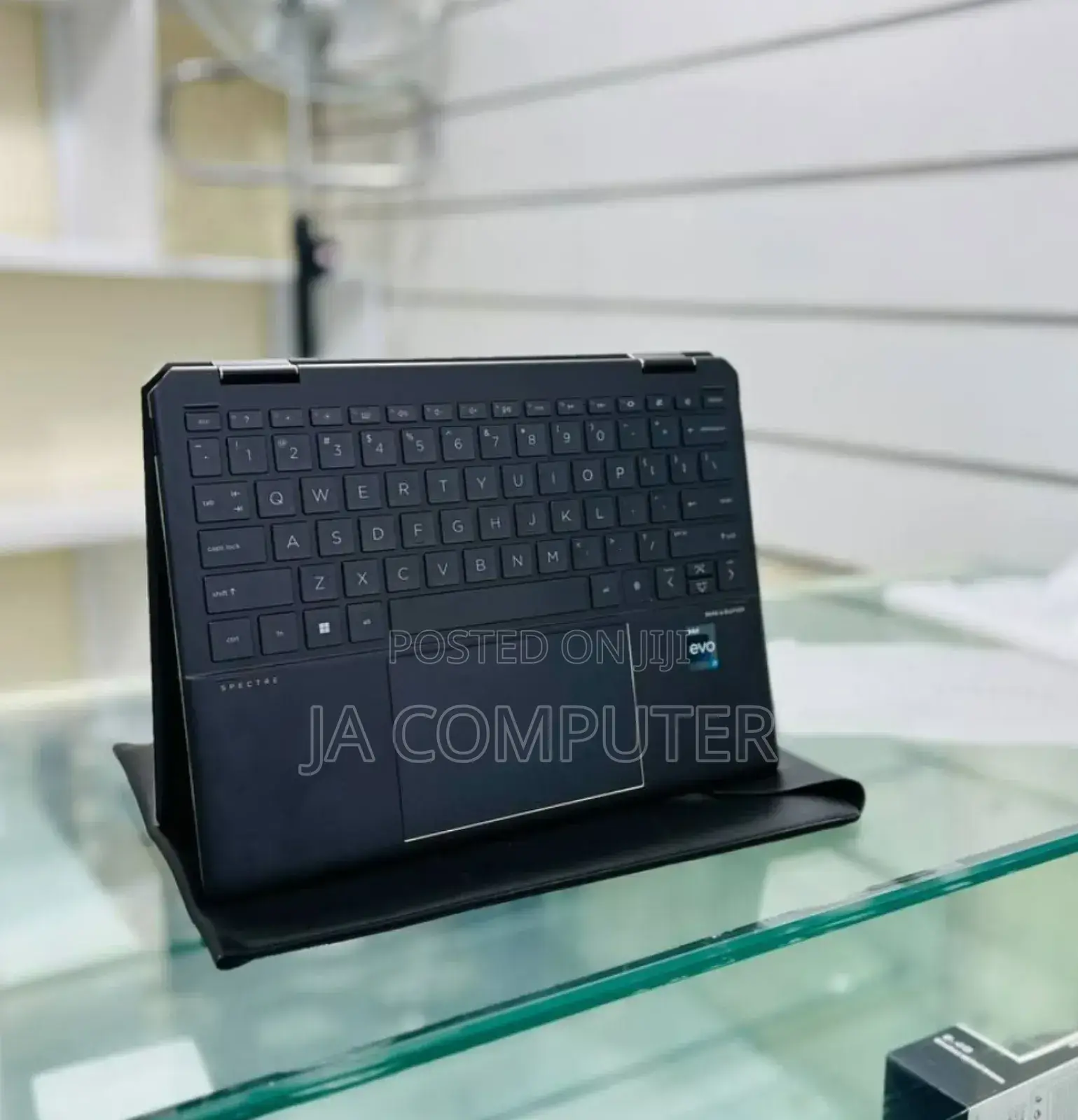 New Laptop HP Spectre 16GB Intel Core I7 SSD 1T