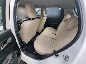 Suzuki Swift 2022 White