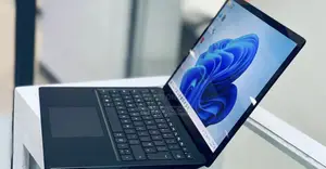 New Laptop Microsoft Surface Pro 7 8GB Intel Core I5 SSD 256GB