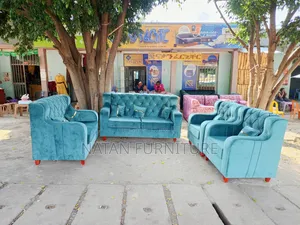 KING Model Sofa Made of Wooden Material Withe Good Qlty