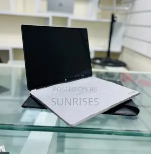 New Laptop HP Spectre 14 16GB Intel Core I7 SSD 1T