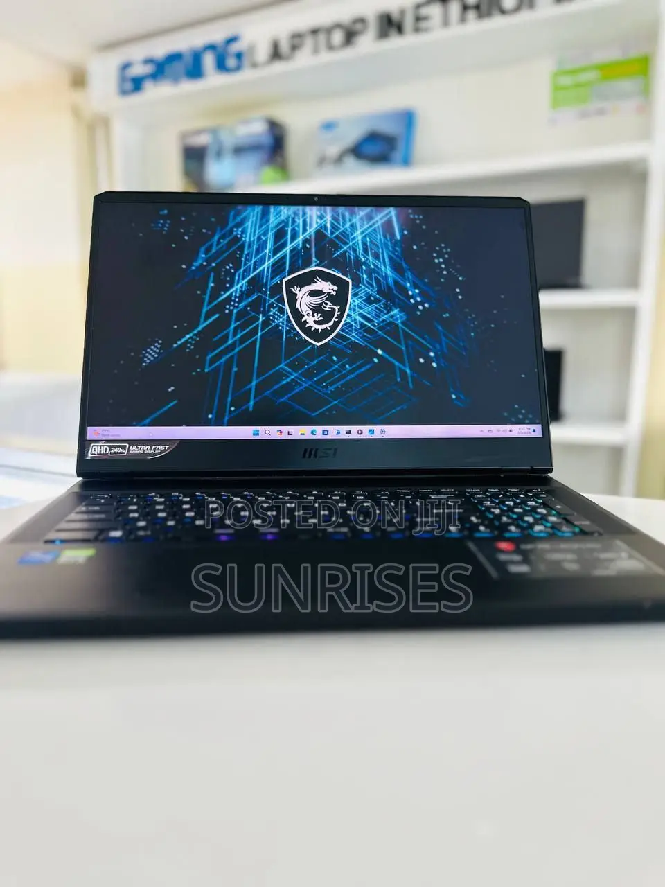 New Laptop MSI GP75 Leopard 32GB Intel Core I9 SSD 2T