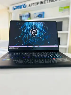 New Laptop MSI Raider GE76 12UGS 32GB Intel Core I9 SSD 2T