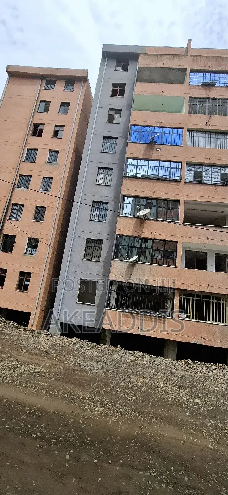3bdrm Condo in Goro Silase, Bole for sale