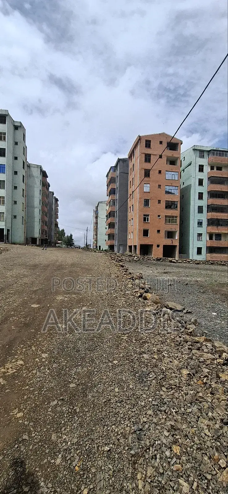 3bdrm Condo in Goro Silase, Bole for sale