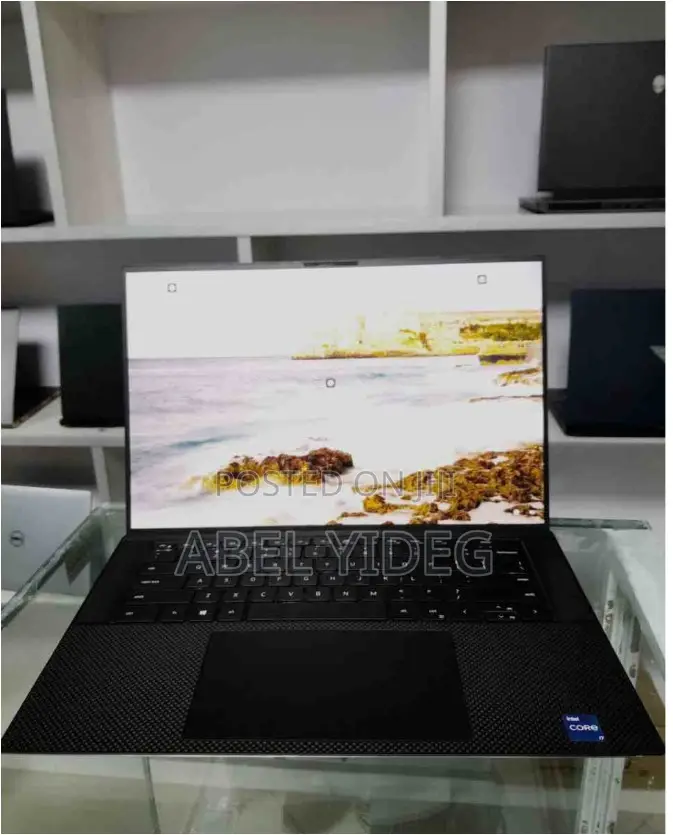 New Laptop Dell XPS 15 16GB Intel Core I7 SSD 512GB