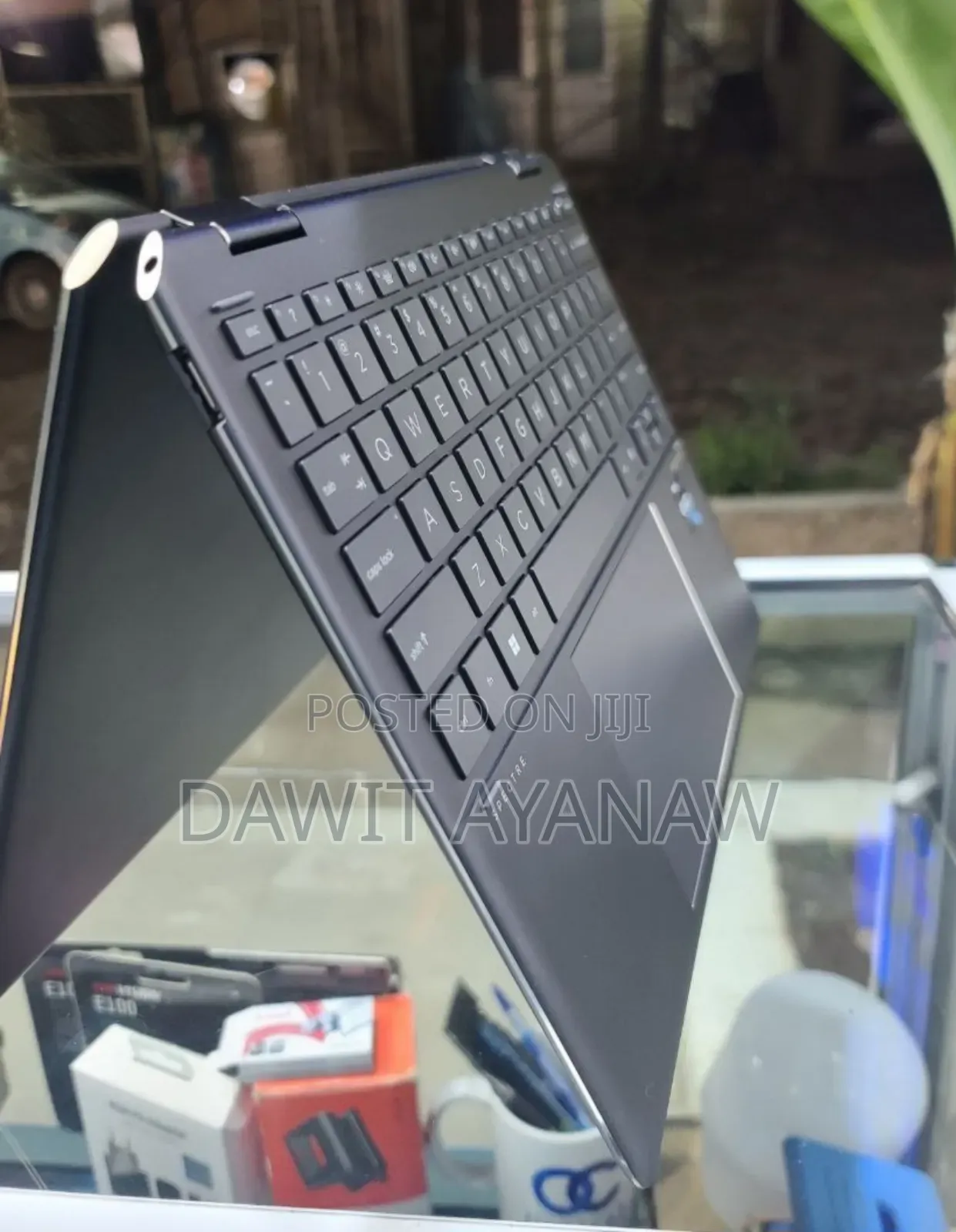 New Laptop HP Spectra 13 16GB Intel Core I7 SSD 1T