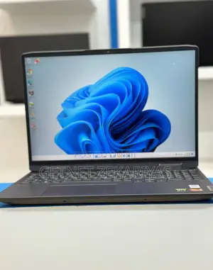 New Laptop Lenovo LOQ 15IRH8 16GB AMD Ryzen 5 SSD 512GB