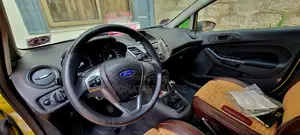 Ford Fiesta 2015 Yellow