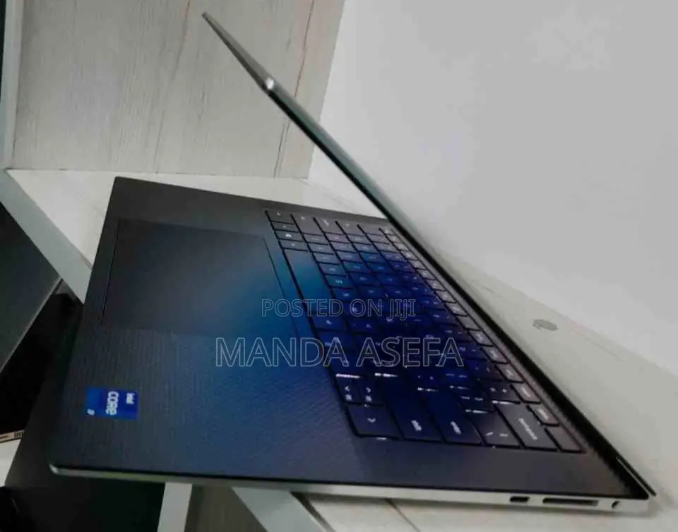 New Laptop Dell XPS 15 16GB Intel Core I7 SSD 512GB