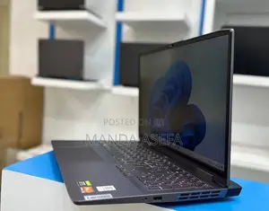 New Laptop Lenovo 16GB AMD Ryzen 5 SSD 512GB