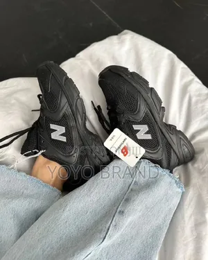 Photo - New Balnce 550 Fashion Shoes