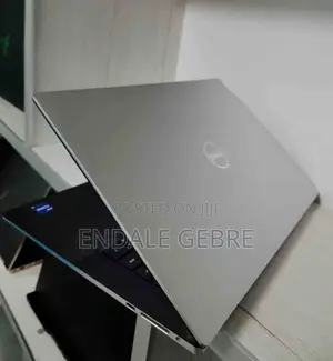 New Laptop Dell XPS 15 16GB Intel Core I7 SSD 256GB