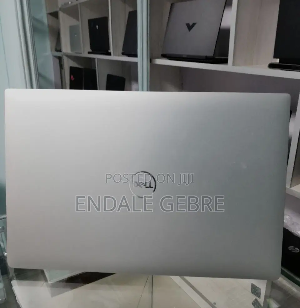 New Laptop Dell XPS 15 32GB Intel Core I7 SSD 1T