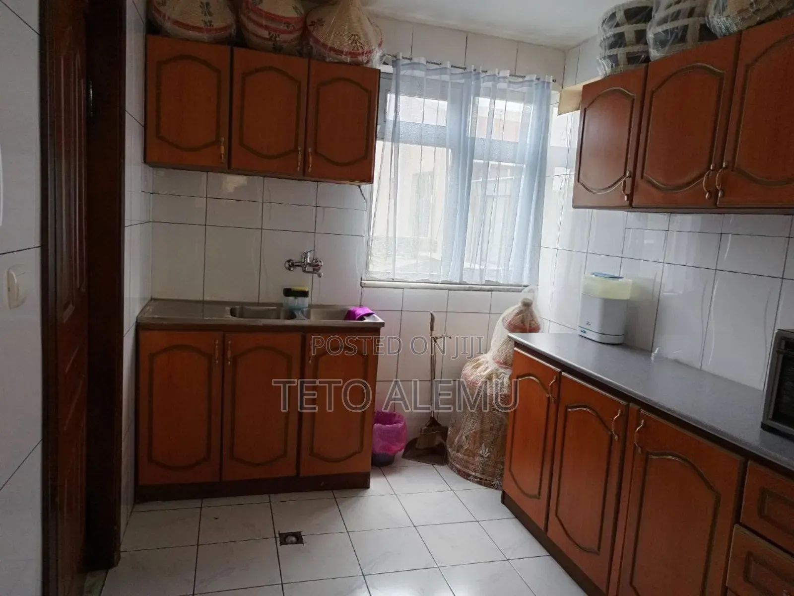 6bdrm House in House For Sale Figa, Bole for sale