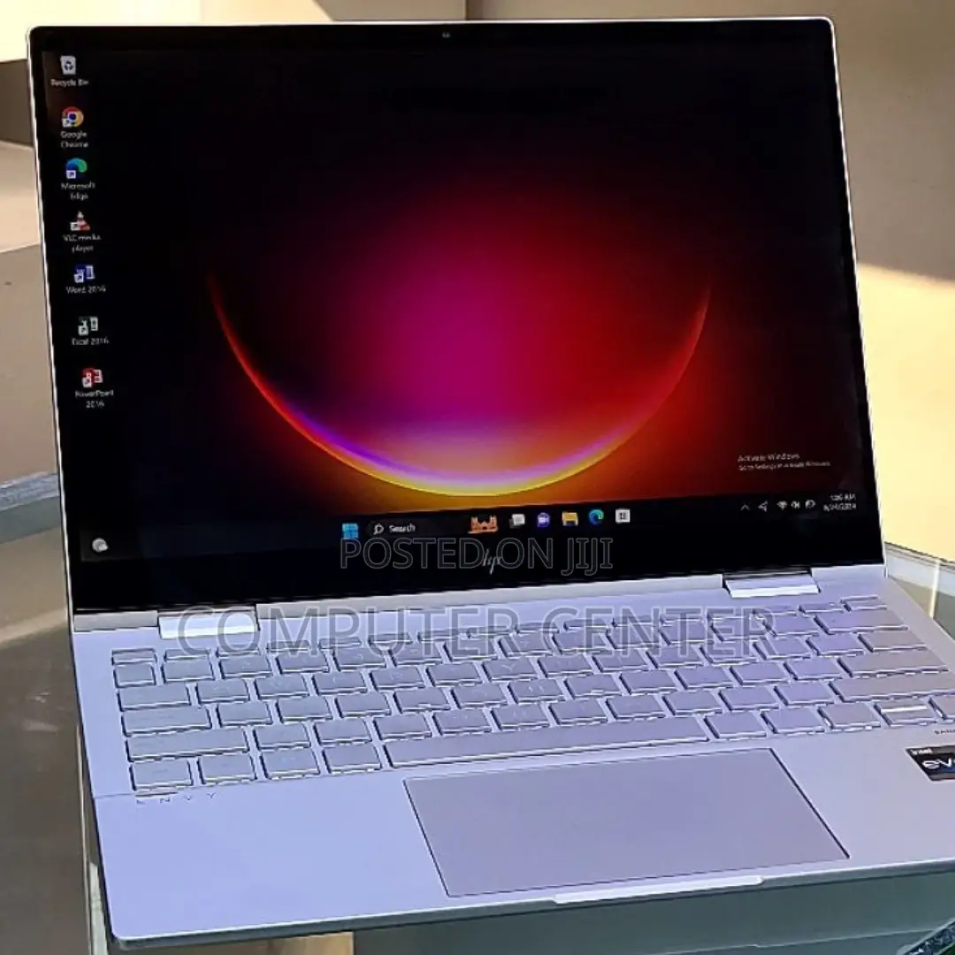 New Laptop HP Envy X360 8GB Intel Core I7 SSD 1T