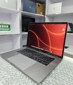 New Laptop Apple MacBook Pro 2017 16GB Intel Core I7 SSD 1T