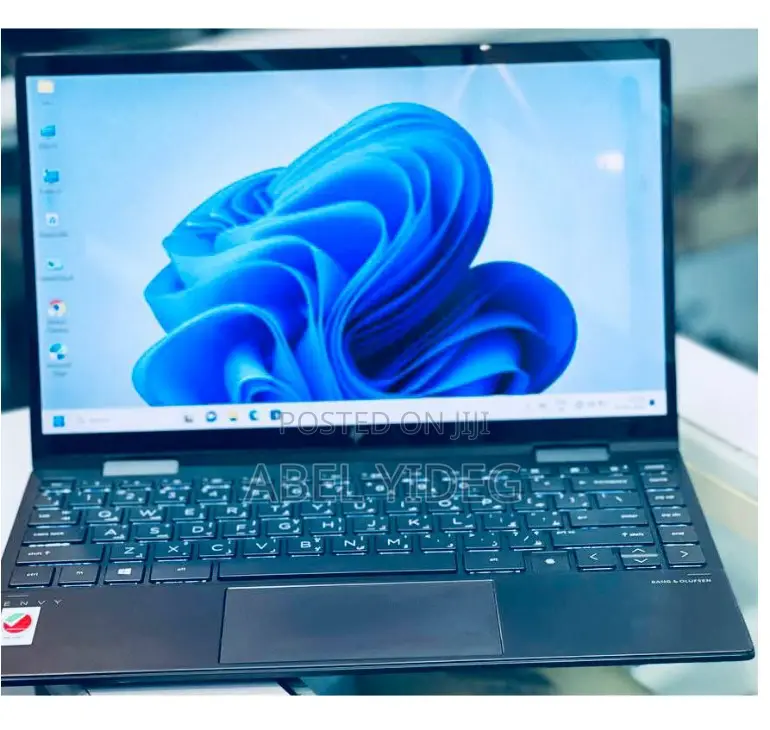 New Laptop HP Envy X360 8GB Intel Core I7 SSD 1T