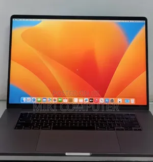 New Laptop Apple MacBook Pro 2019 16GB Intel Core I7 SSD 512GB