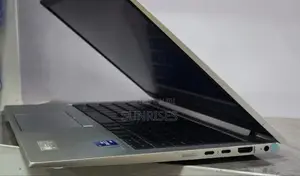 New Laptop Lenovo LOQ 15IRH8 16GB AMD Ryzen 5 SSD 512GB