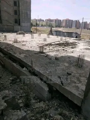 የሚሸጥ ቦታ አያት መሰርት ለአፓርትመት