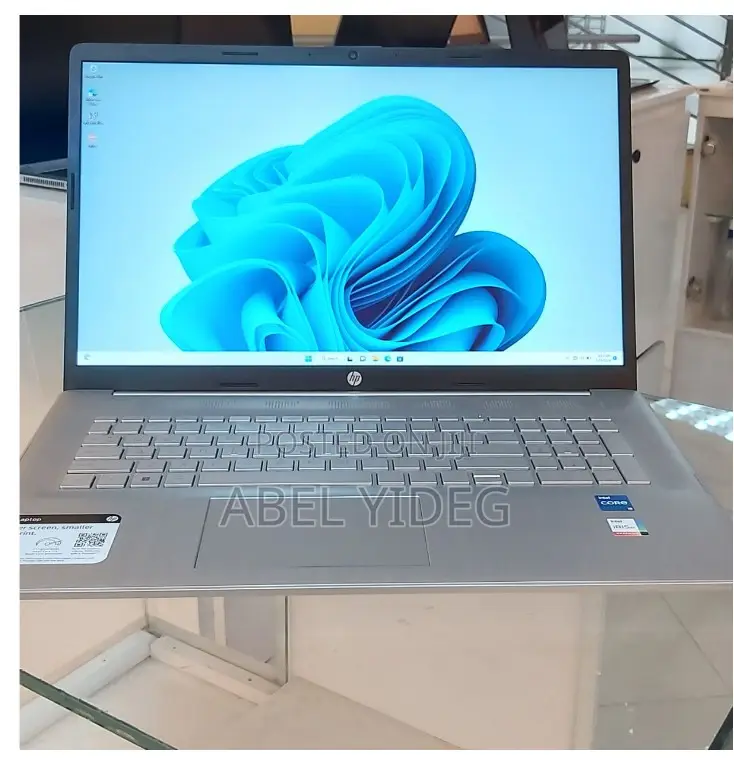 New Laptop HP Stream Notebook 8GB Intel Core I5 SSD 256GB