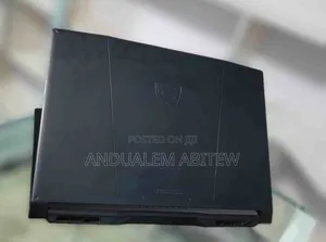 New Laptop MSI Katana 17 32GB Intel Core I9 SSD 1T