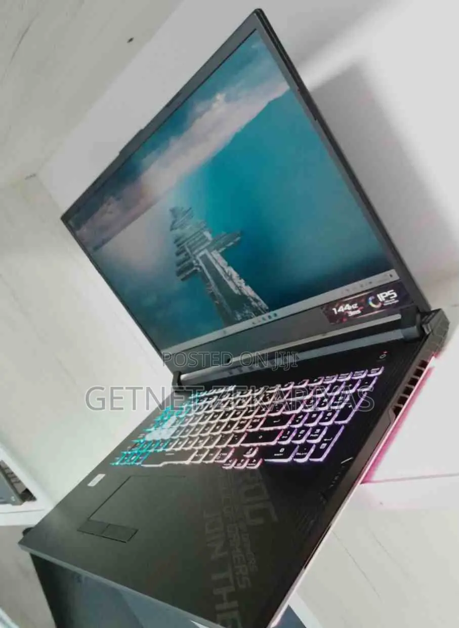 New Laptop Asus ROG Strix G17 16GB Intel Core I7 SSD 1T
