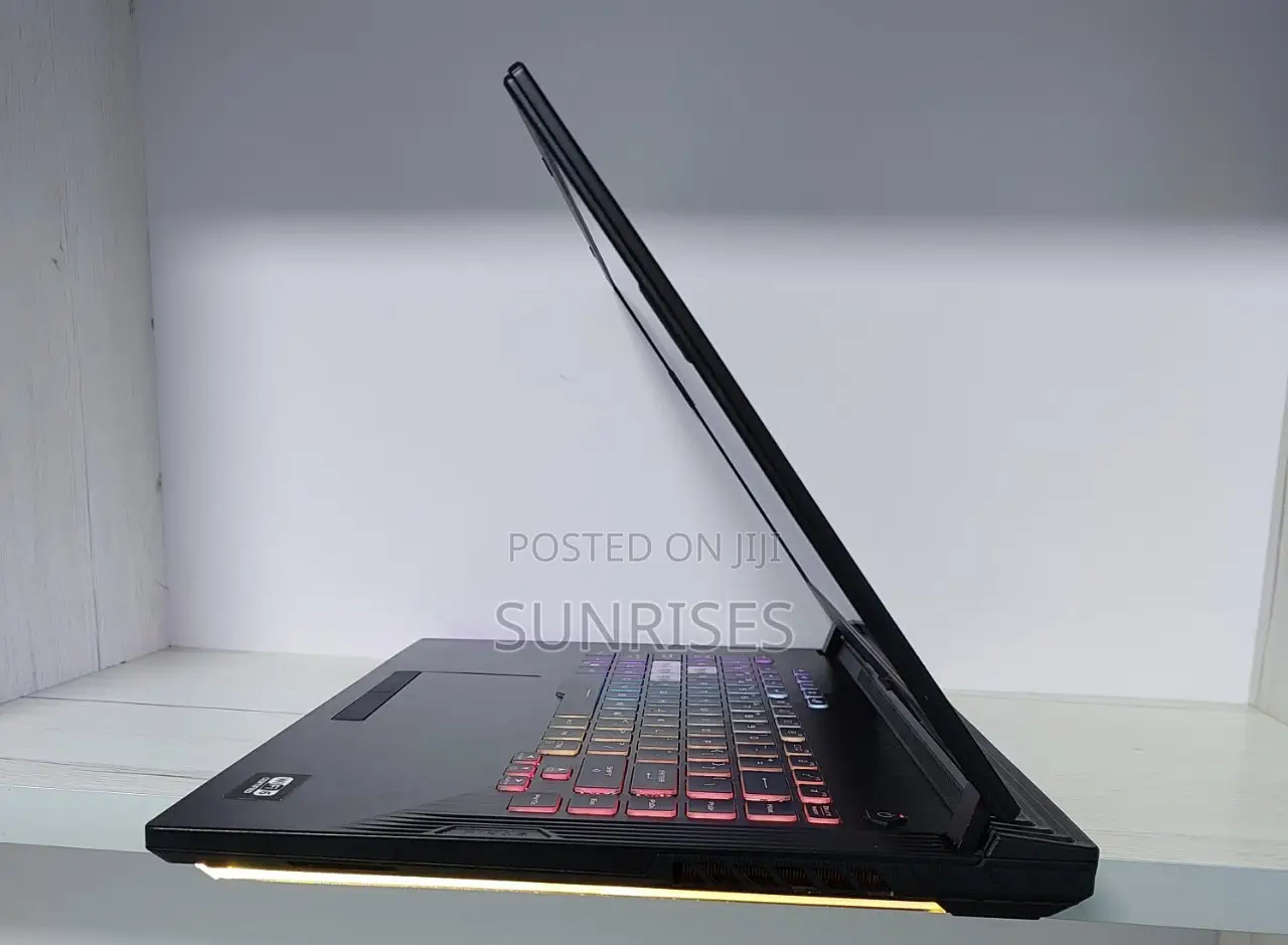 New Laptop Asus ROG Strix G15 16GB Intel Core I7 SSD 512GB