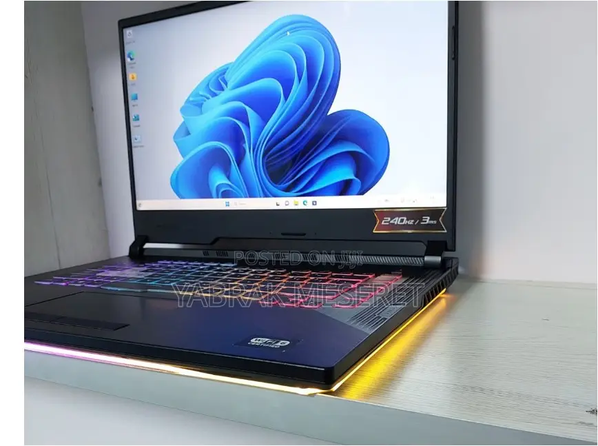 New Laptop Asus ROG Strix G15 16GB Intel Core I7 SSD 1T