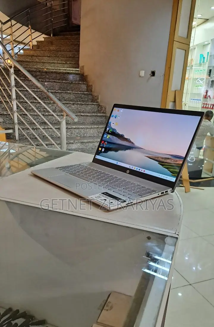 New Laptop HP Pavilion 15 16GB Intel Core I7 SSD 512GB