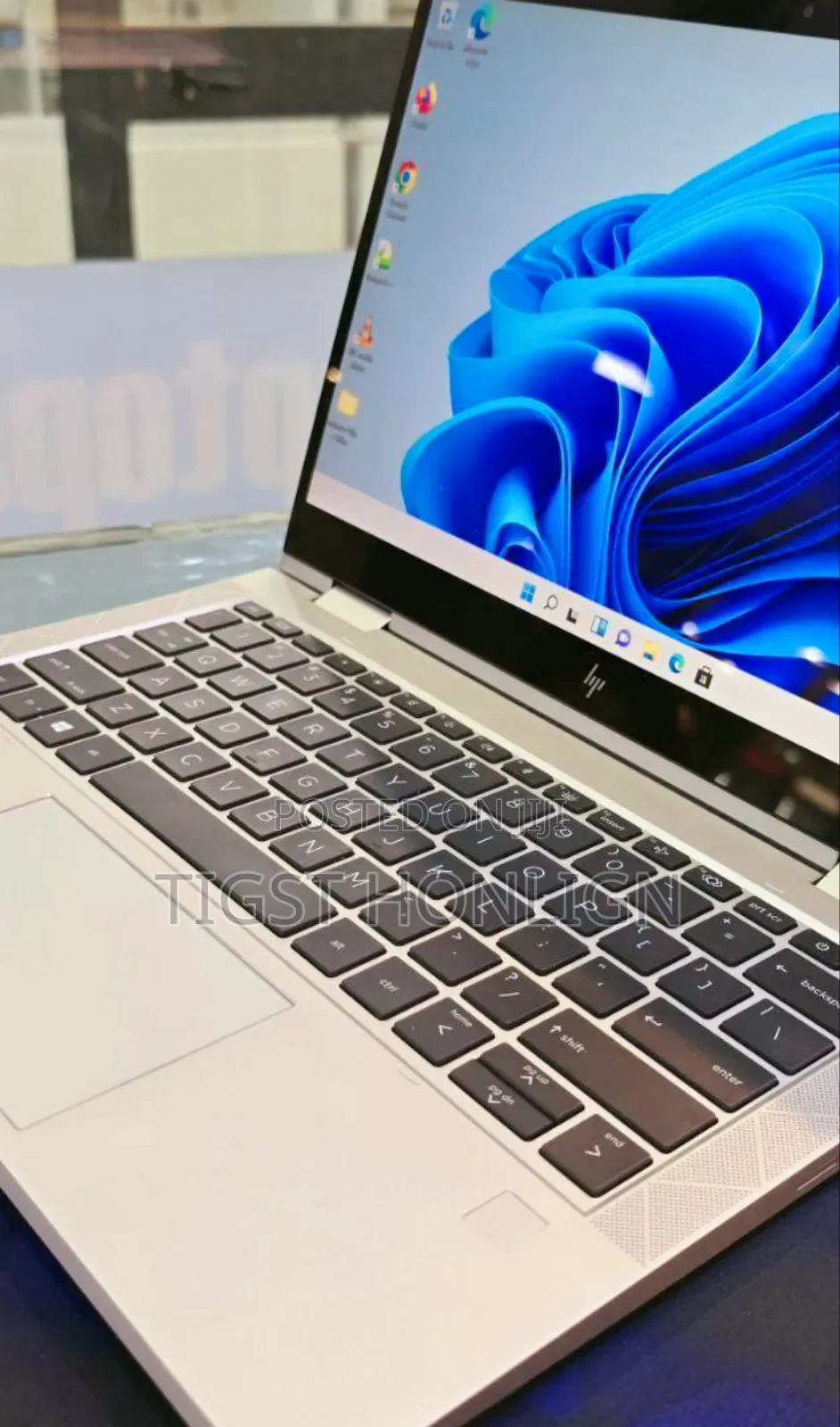 New Laptop HP EliteBook X360 1040 G7 8GB Intel Core I7 SSD 512GB