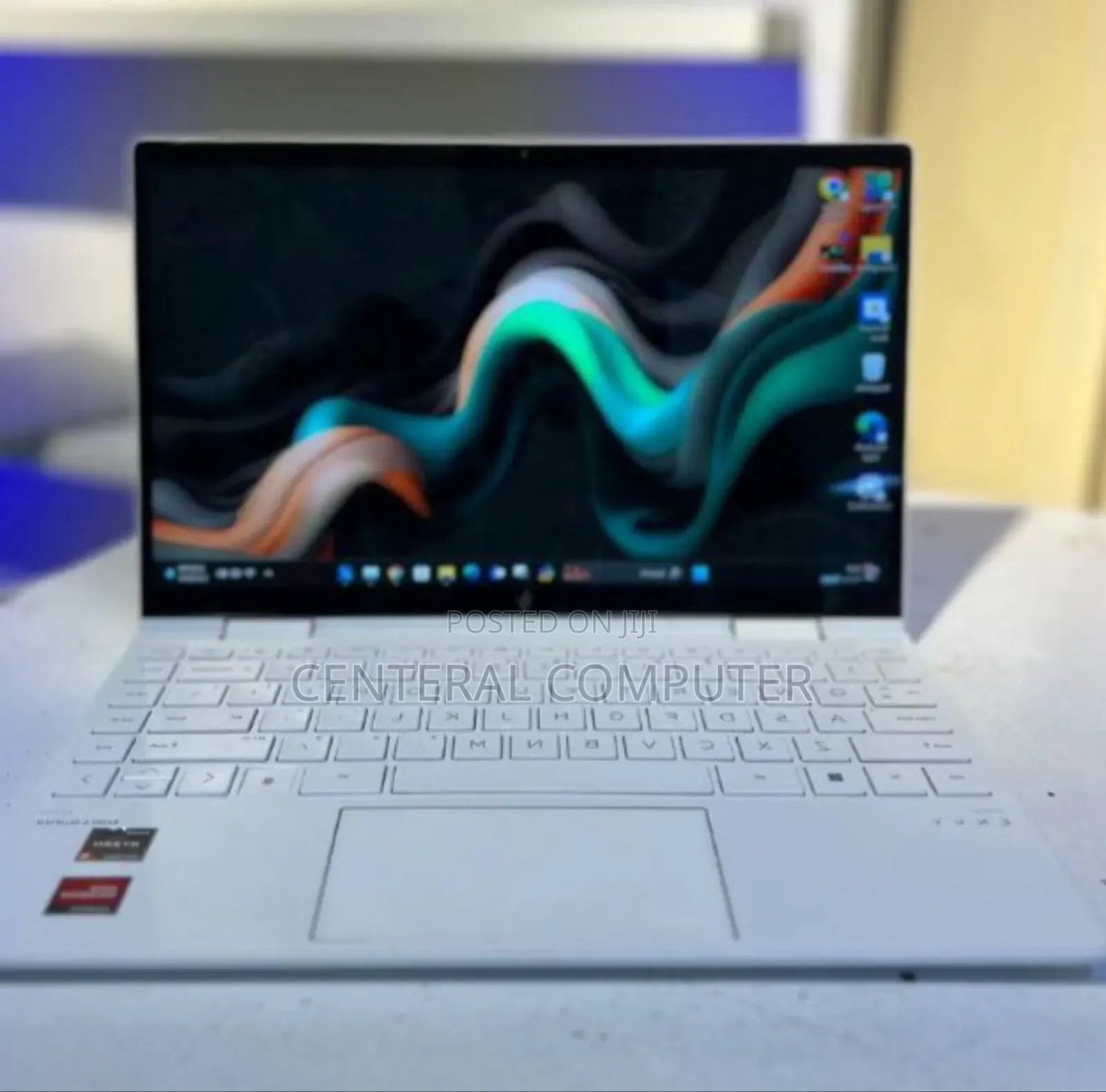 New Laptop HP Envy X360 13z 8GB AMD Ryzen 5 SSD 512GB
