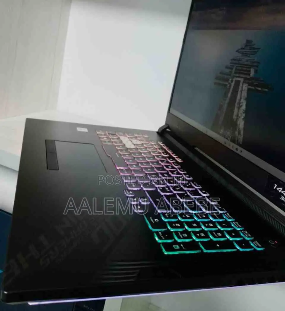 New Laptop Asus ROG Strix G17 16GB Intel Core I7 SSD 1T